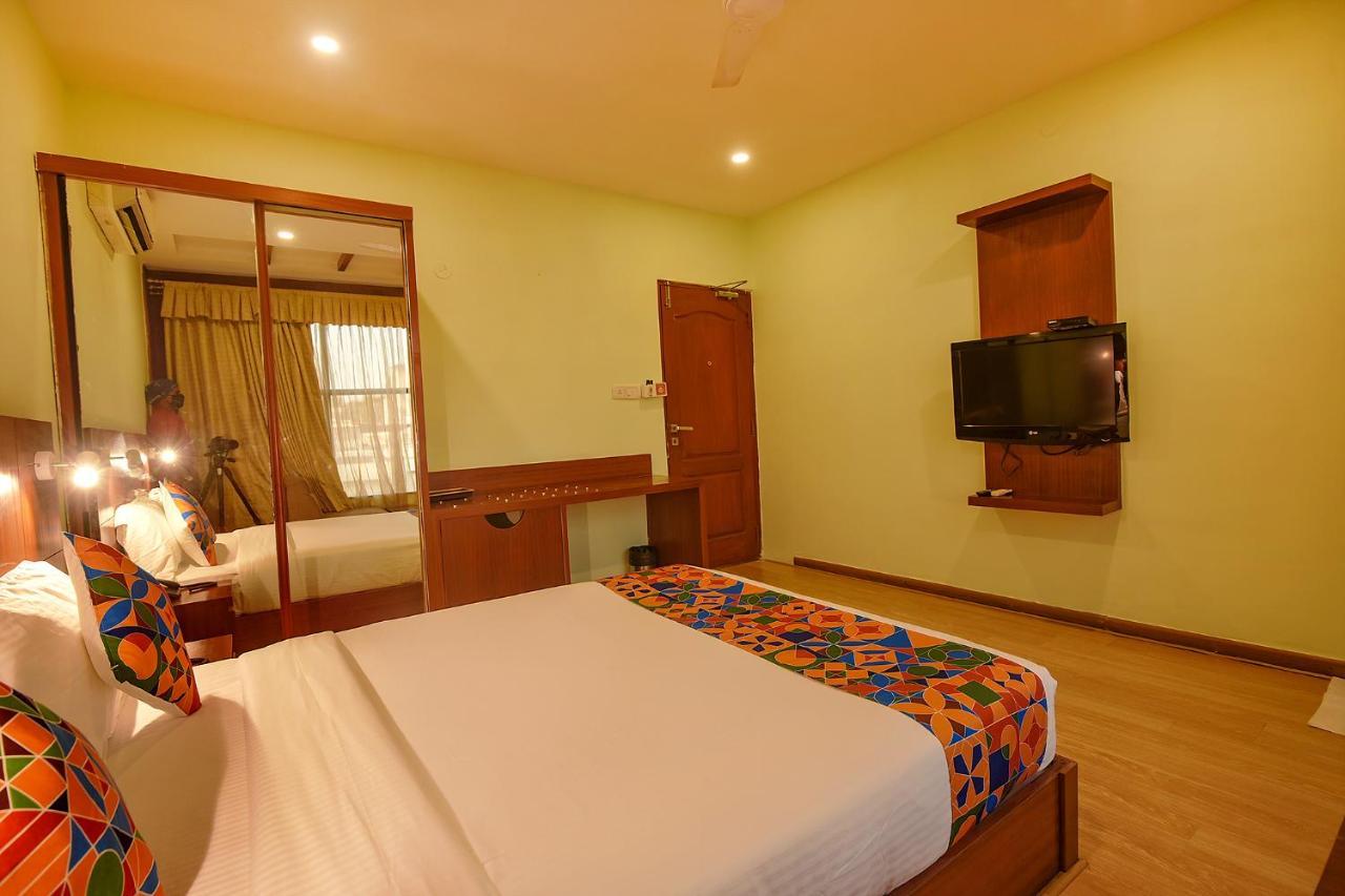 Fabhotel The Btm Palace - Btm Layout Nr Gopalan Innovation Mall Bangalore Exterior foto