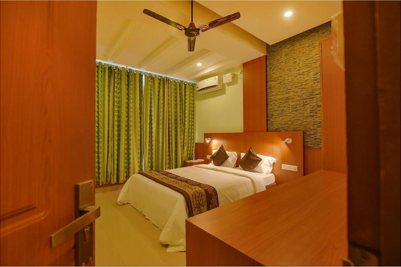 Fabhotel The Btm Palace - Btm Layout Nr Gopalan Innovation Mall Bangalore Exterior foto